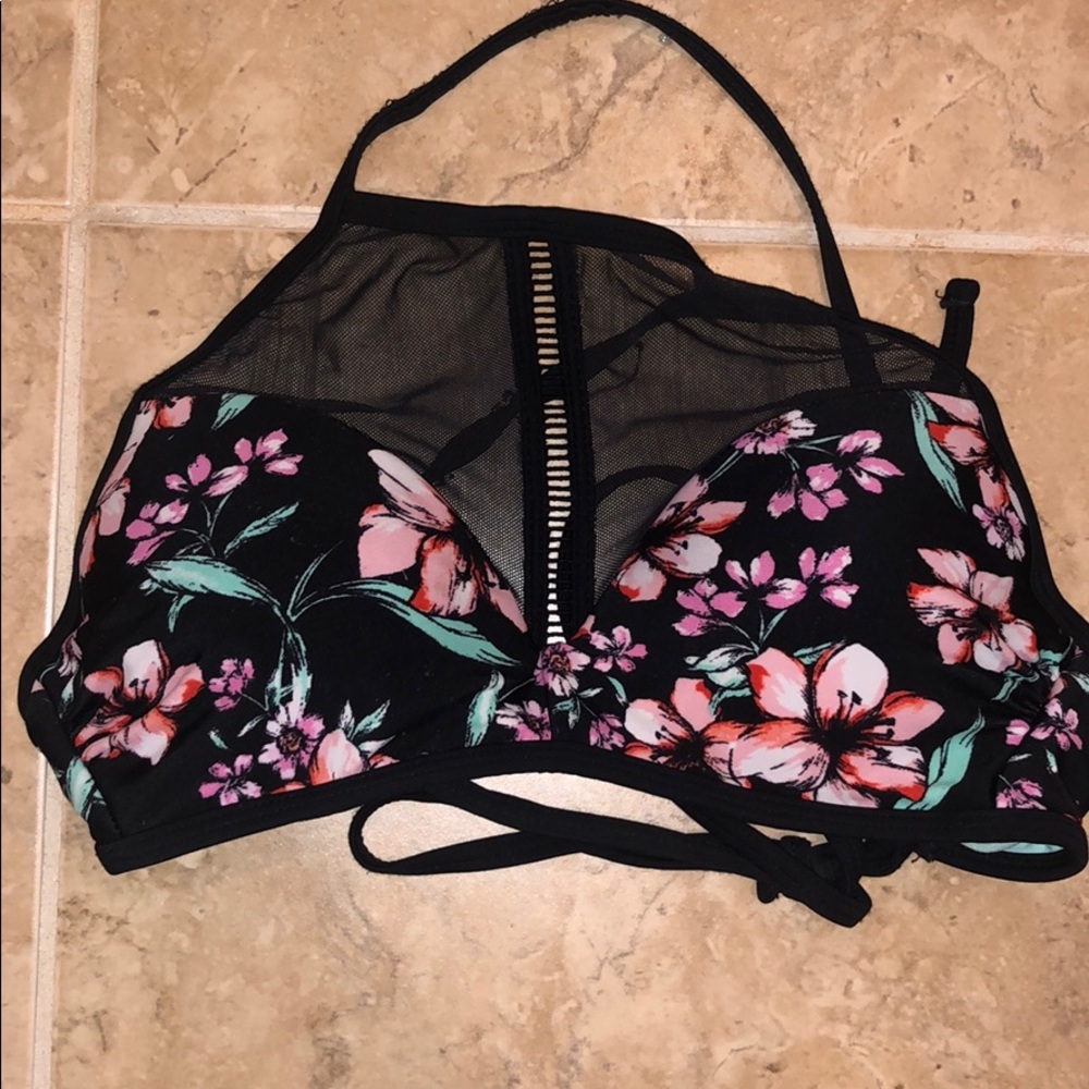 Bikini top